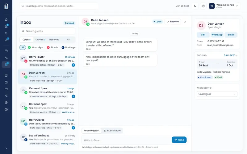 Boîte de réception unifiée Hosteo avec les conversations WhatsApp et celles des plateformes